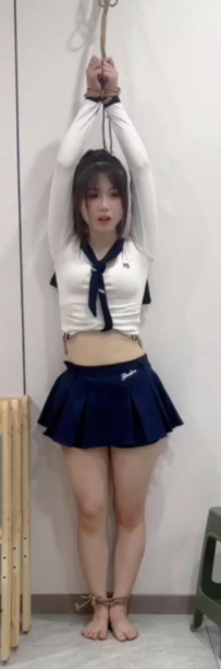 【网易云】美女吊缚放置