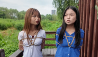 【龙飞绳艺】两个女的激动的亲亲 缚爱 -问答亲亲