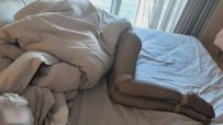 【极致美腿诱惑】清晨把小N绑好后抱着睡了个回笼觉，迷迷糊糊中感觉到了小N开始骚动起