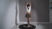 【灰太狼的羊】约拍‘写真’却被莫名其妙“站立吊颈➕前手吊缚”折磨，TK挠痒痒惩戒不