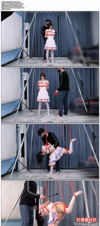 心悦艺束 小文文的单腿吊缚