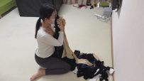 【黑魔法师】颜老师虐女m力作！女贼落入颜老师的乳胶气味陷阱，乳胶真空悬空拘束，颜