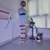 【海砂工作室】《闷绝钻箱白丝美少女》- 海砂放置———胶带捆绑 入体跳蛋 放置脱困