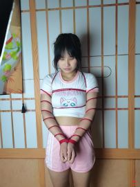 小萌新刘盼盼 年纪小 胸很大 稚嫩与可爱 丝绸绑