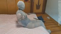 『我的媳妇』198弹、纯欲高叉束身衣+舍宾袜+高跟丝包束缚挣扎、强行分腿GC+塑料袋子夕、电击逐渐强不停的挣扎、口舌训练