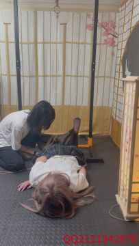 【悦感日记】小美体验直臂紧缚|强制马具抬头|真实反应|崩溃挣扎无果