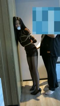 【玩绳男孩原创】漂亮女秘书的胁迫绳缚之路