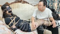 枫叶 神秘诊所之被盯上的女模特
