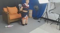 JK少女紧缚调教（菲儿）……JK少女紧缚内如蛋蛋强档+跪走训练+鞭调棒棒振+强高呻吟不