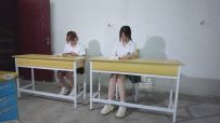 【樱束】麻辣女教师惩罚两个偷玩手机的女学生！脱衣服戒尺打屁股！K9固定让她们相互全