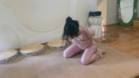 奥特曼 清纯小美女紧缚定拍—学生时代白月光的长相，身材出色，声音也非常好听的小姐