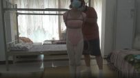 【新月原创】【琳媚】微剧情 被坑的体操服白丝女孩 好奇自缚解不开 被蹂躏摁着驷马绑