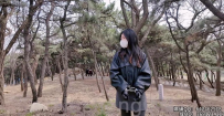 【娜绳工作室】【青柠】户外地点选在公园，脚上带着定制铐子，穿在靴子里，手上带着定